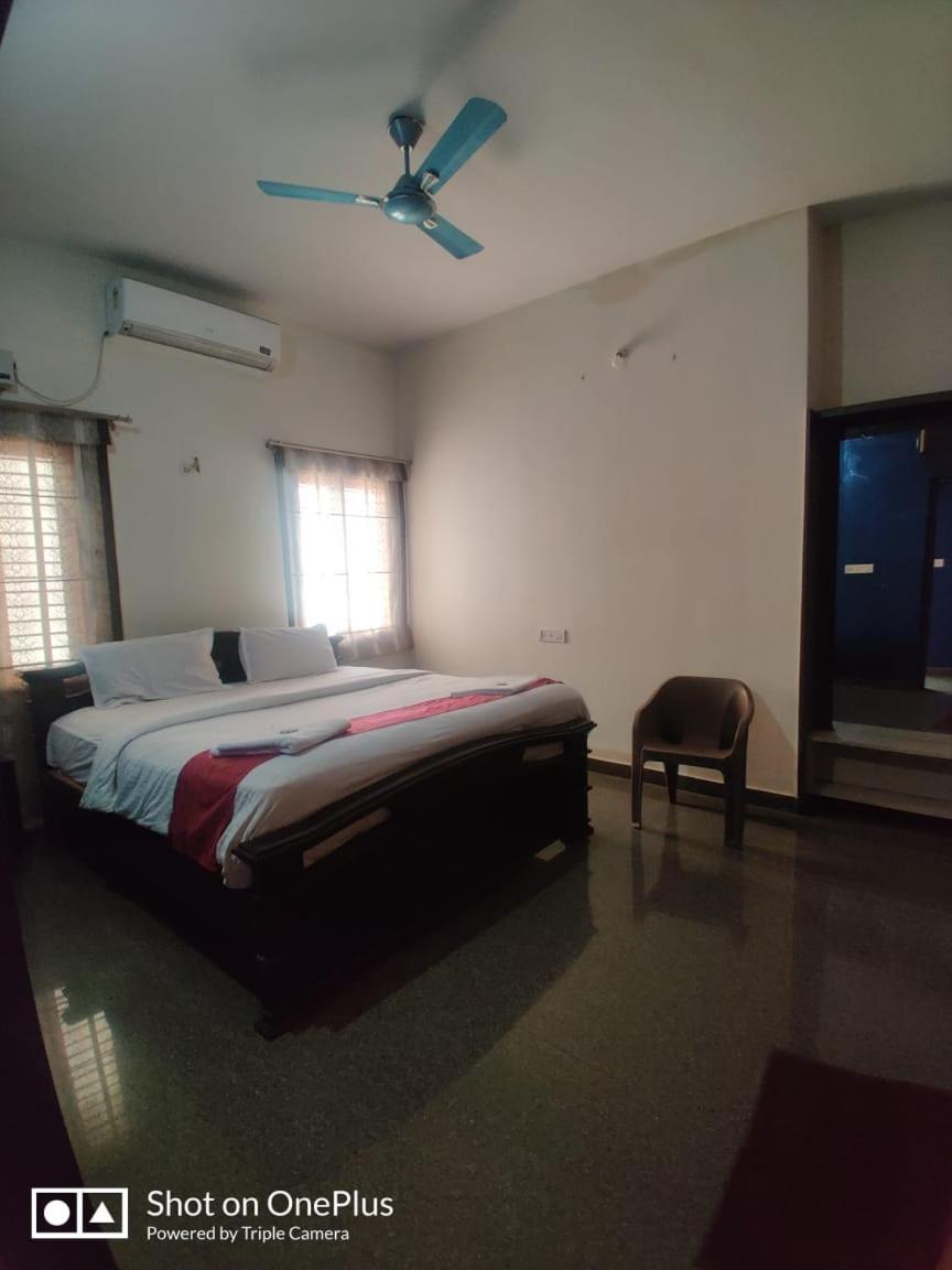 Nandan Home Stay Mysore Eksteriør billede